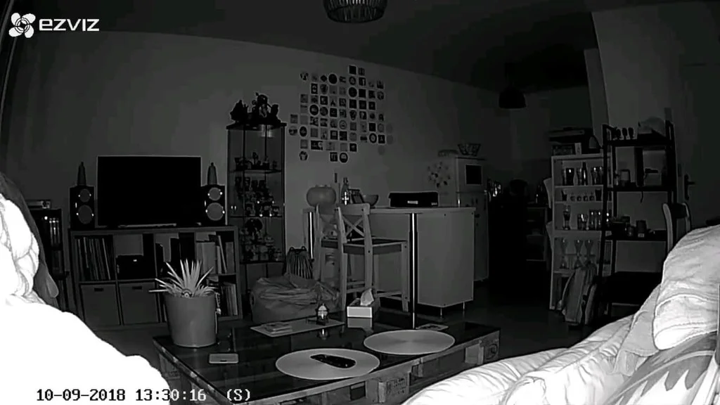 Camera IP Wifi Ezviz TY2 (B0-1G2WF) quan sát điều kiện thiếu ánh sáng