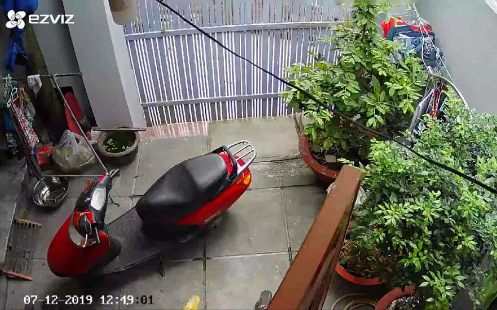 Camera C3W Color Night Pro 4.0MP Ezviz lắp tại gia đình