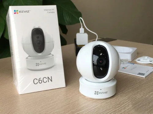 Camera IP Wifi Ezviz C6CN CS-CV246 720P (B0-1C1WFR)